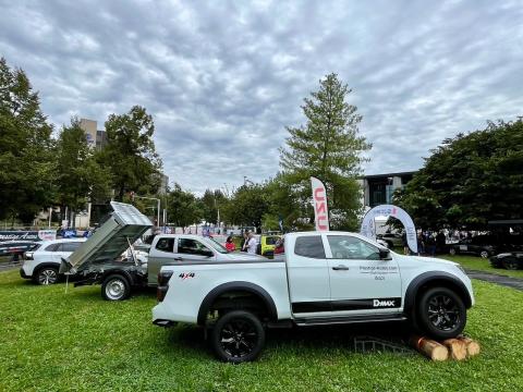 Prestige Autos à la Foire Européenne de Strasbourg 1.jpg